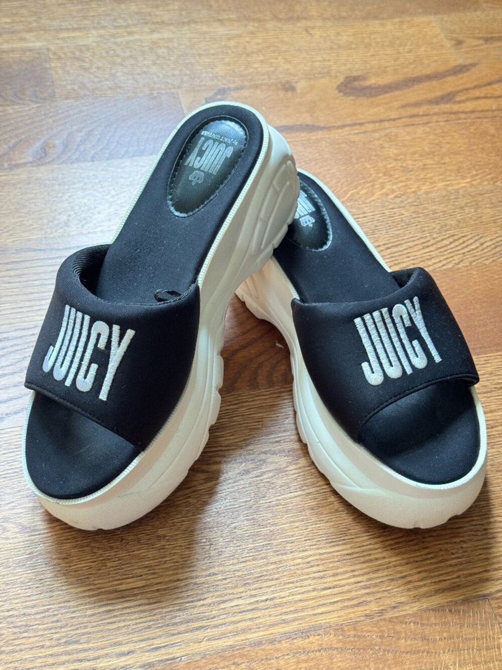 Juicy Couture J-Orca Y2K Chunky Platform Slide Sandals Black White Size 9